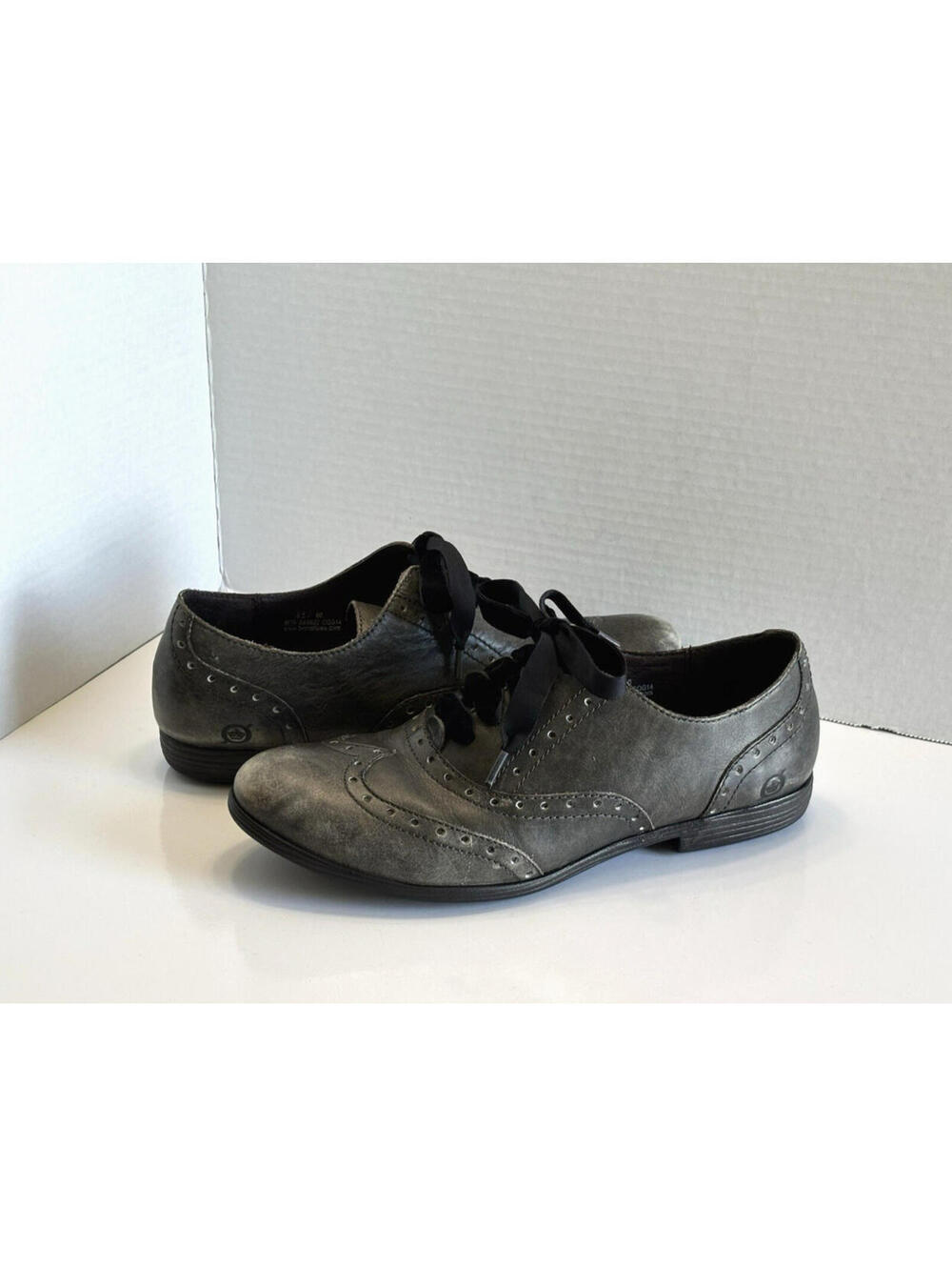 Born Kika Wingtip Women's Size 8.5M Gray Leather Oxford Lace-Up Comfort Shoes